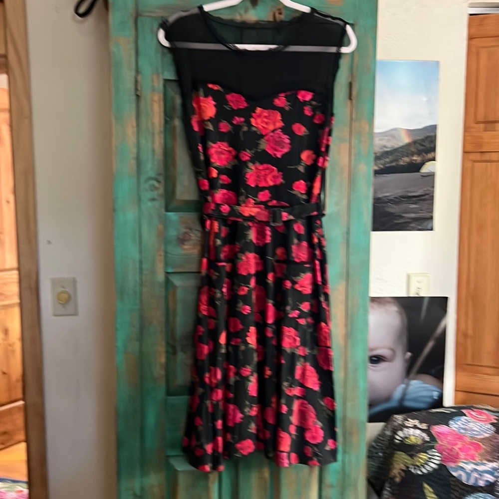 Check out this hot little Effie’s dress.  Bought for an event and never worn.